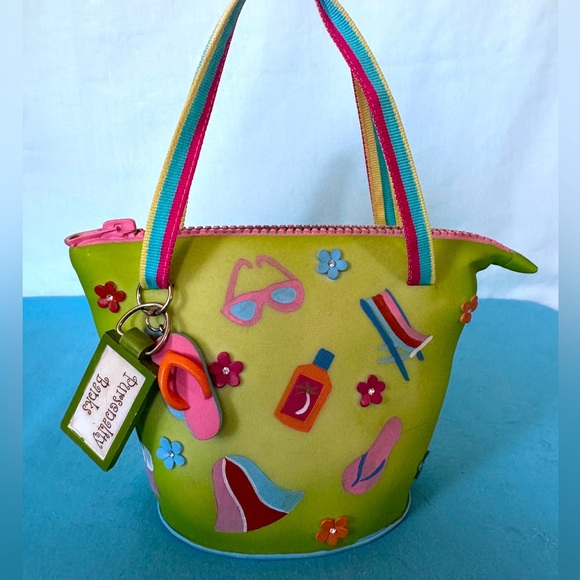 Adorable Ceramic purse piggy bank - Picture 1 of 4